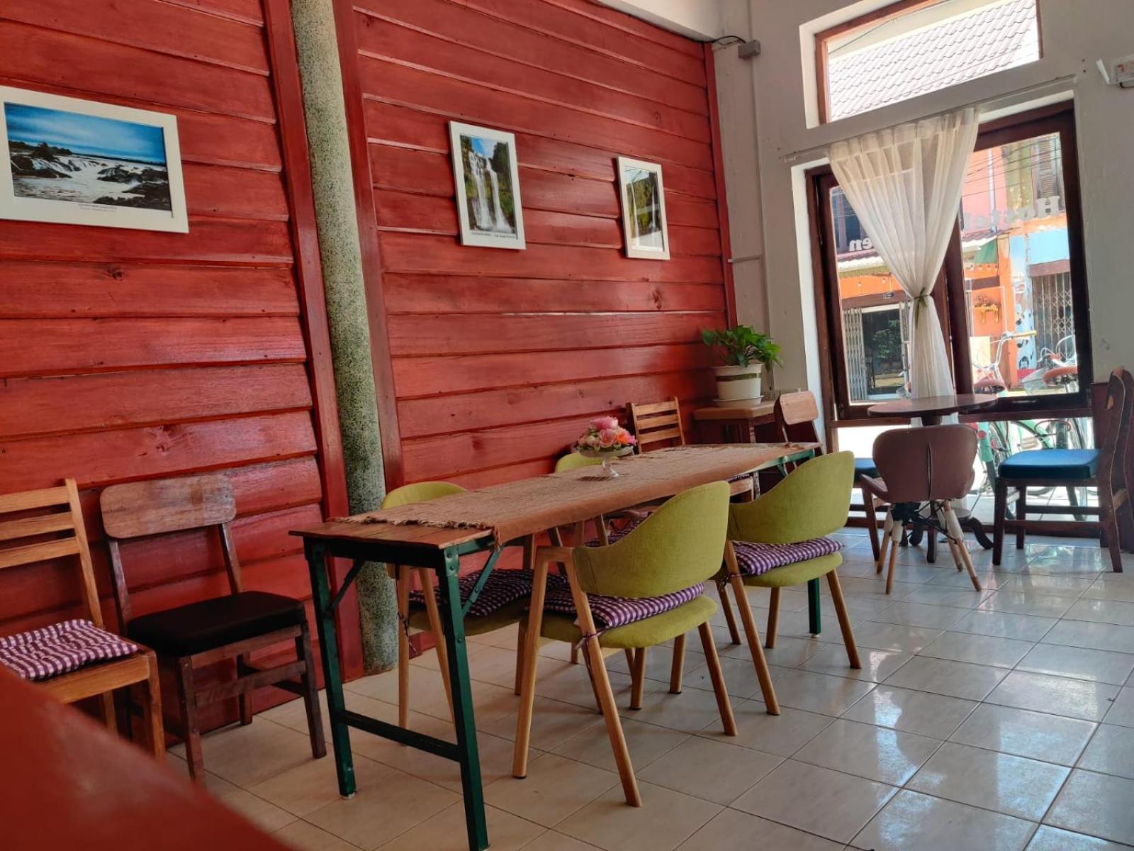 Via Hostel Pakse Bagian luar foto